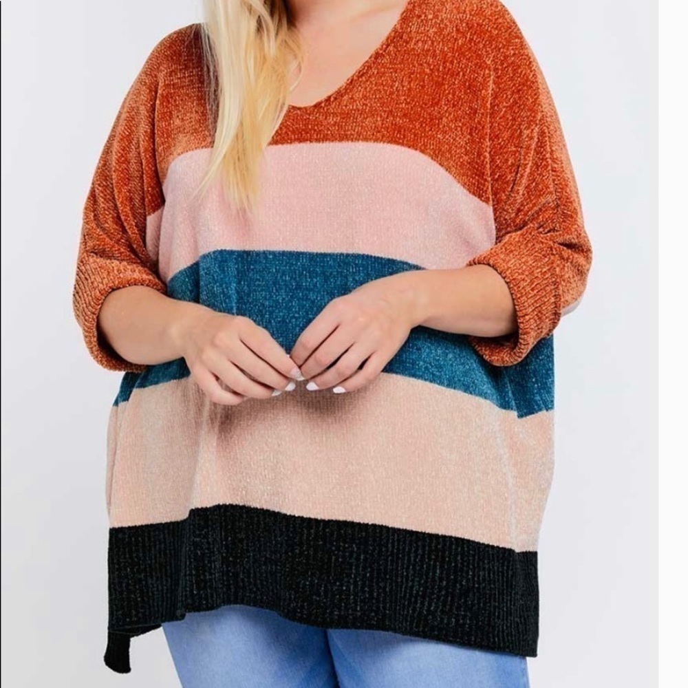 PLUS size striped V neck 3/4 sleeve sweater